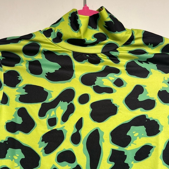 Neon Leopard bodysuit - Picture 4 of 5